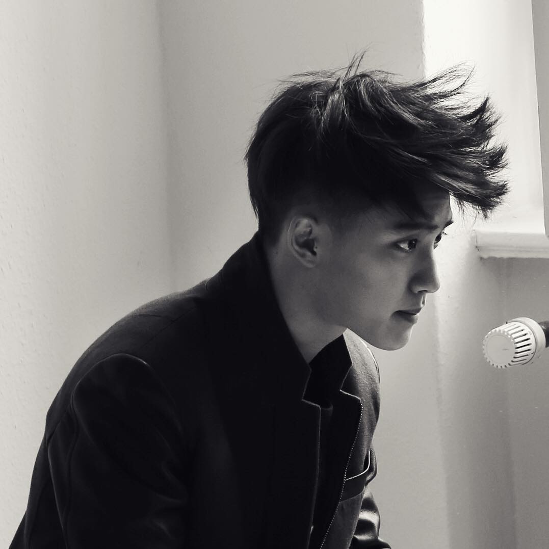 enthralleddd's tweet photo. kyungsoo's side profile greeted me good morning today 😏 chase away the monday blues and have a good week everyone~ https://t.co/UC755VeSKH