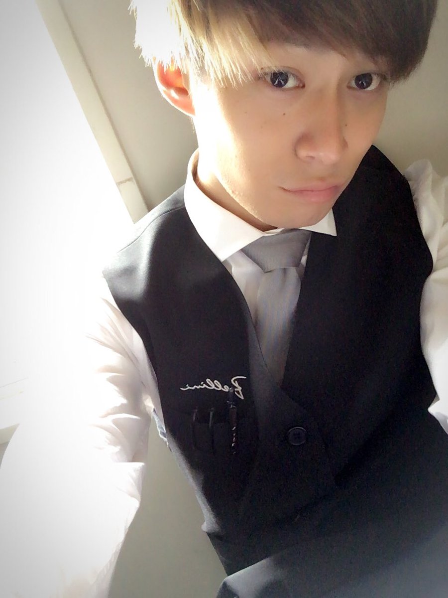 依田明宏 Akihiro Yoda على تويتر 休憩 今日は髪の毛巻く暇なくて 直毛で出勤しましたよ 頭栗みたいやし ぼっちゃんみたい 今日はもう1日ぺちゃんこでいくよ 依田明宏 Akihiro Yoda على تويتر 休憩 今日は髪の毛巻く暇なくて 直毛で出勤しましたよ 頭栗みたいやし ぼっちゃんみたい 今日はもう1日ぺちゃんこでいくよ