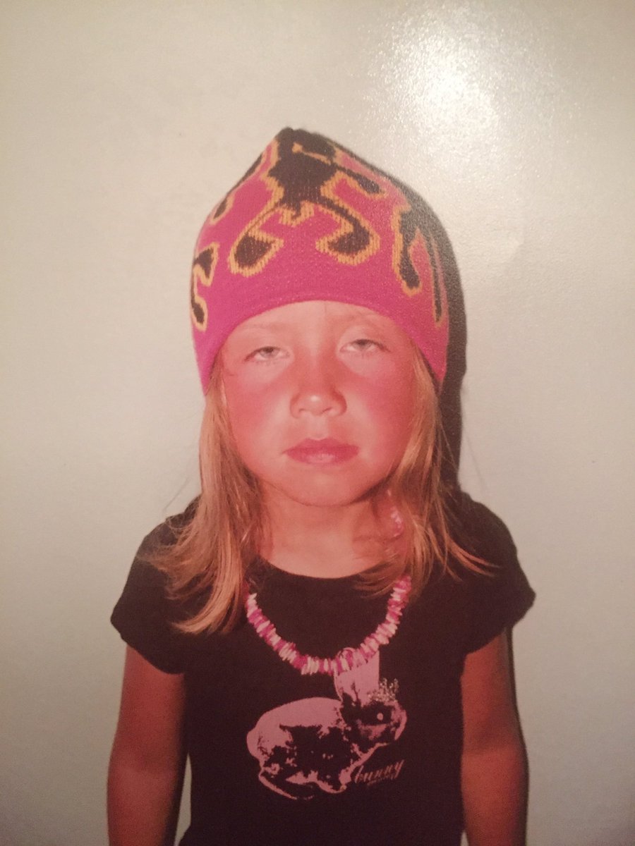 bellamray's tweet photo. mood: https://t.co/HOCodSDgOn