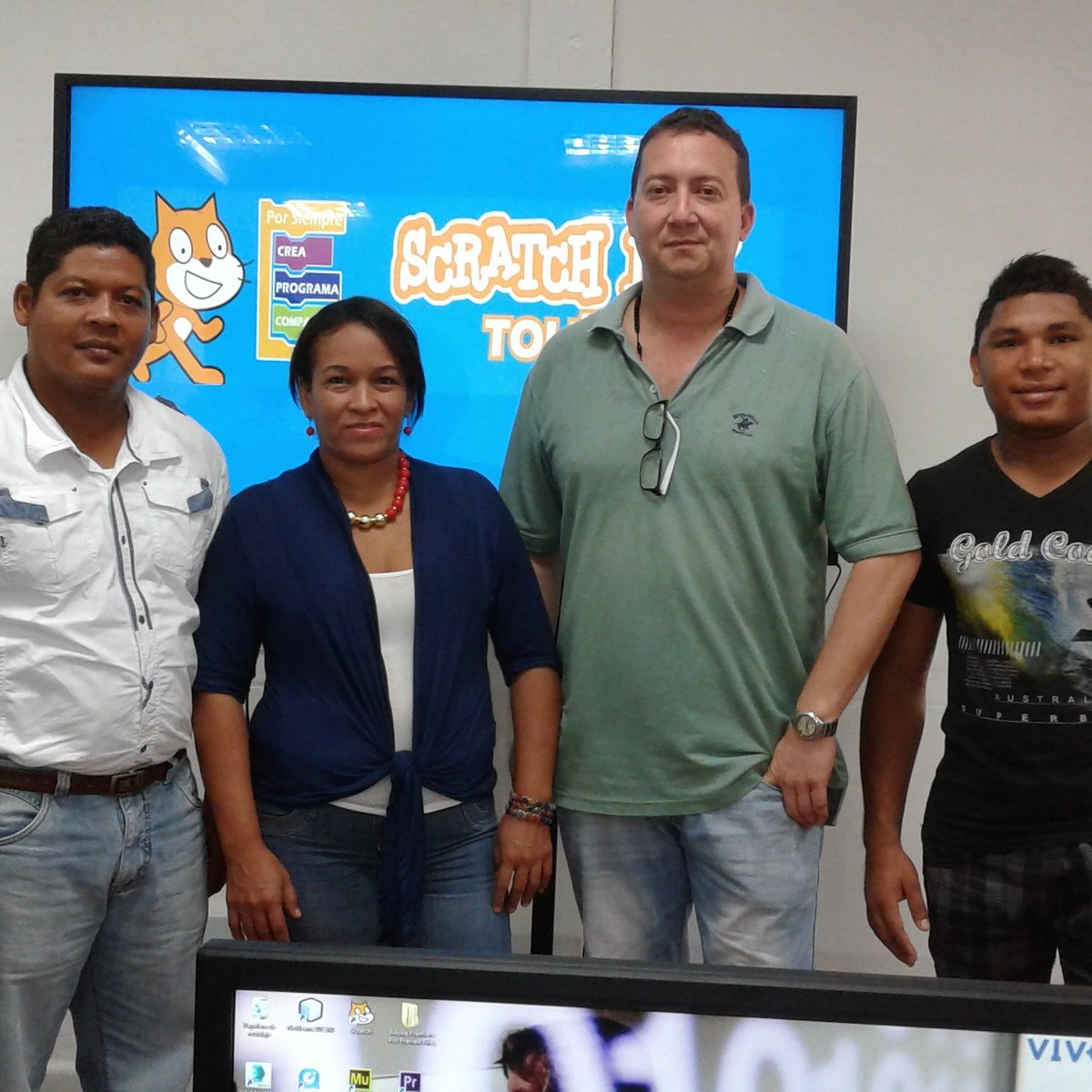 FundespCol's tweet photo. Scratch Day Tolú 2016
Disfrutando con la programación
#ScratchDayTolu
#ScratchColombia
#ScratchDay
#RedColRE https://t.co/sFeOhmQzRA