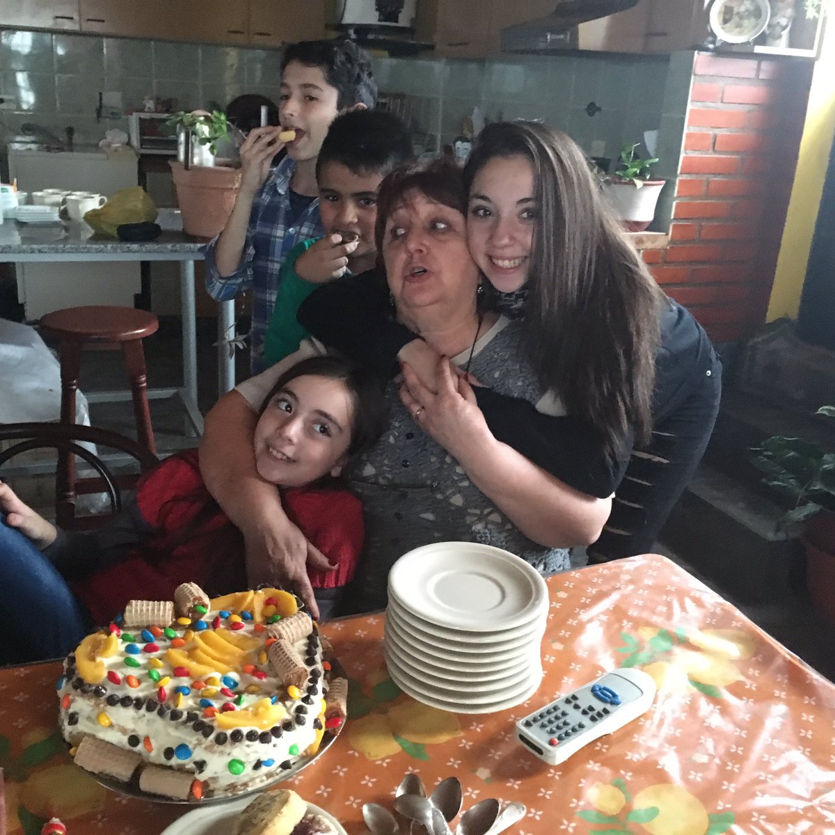 Avechucho7's tweet image. En familia cumple de Mami