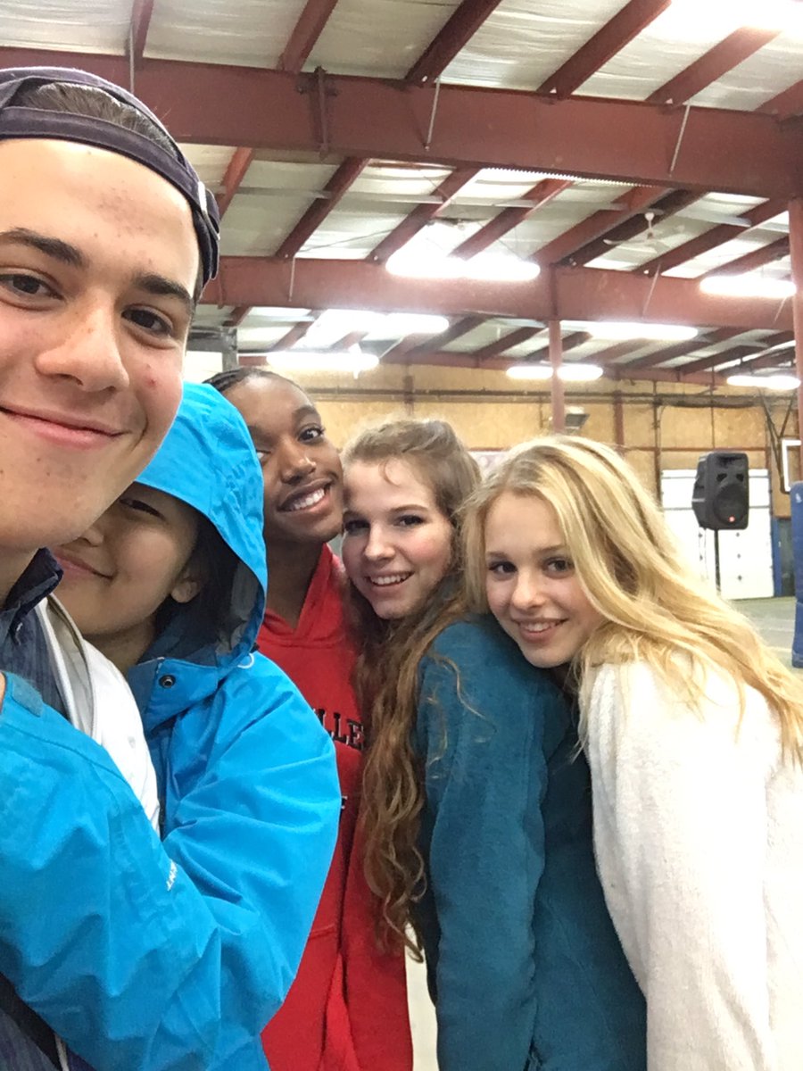 lauren_franzoni's tweet image. One of the best experiences of my life, camp o core team weekend is one that I'll never forget #CampO2016 ❤️❤️❤️