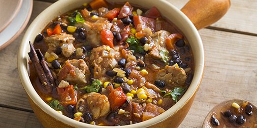 JMOFAustralia's tweet image. Start a #FoodRevolution with @AnnaGare's chicken hotpot w blackbeans - ↑ in flavour & fibre. ow.ly/jRMH3007SoZ