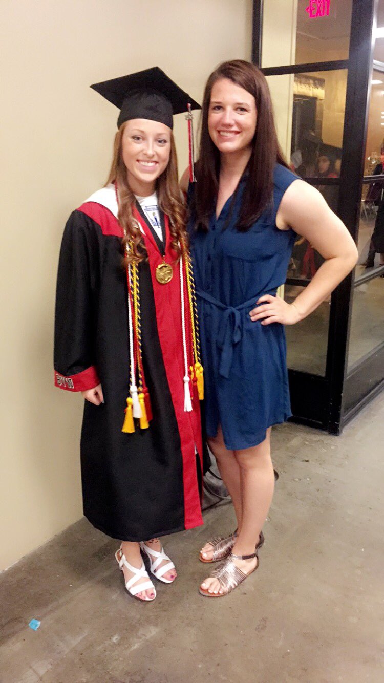 jess-horstick-on-twitter-congrats-to-our-seniors-emily-and-alissa