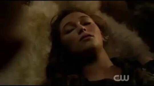 perfectalycia's tweet image. Rt for Dead Lexa
Like for Bellamy Blake