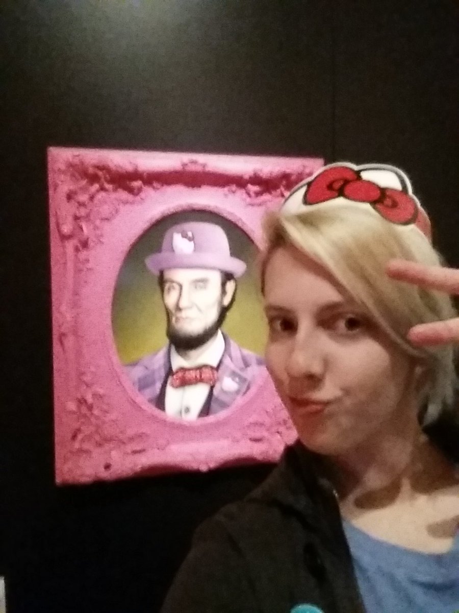 hmwsgx's tweet photo. Took a trip to #HelloKittyEMP & TIL Lincoln was a big fan #landoflincolnrep #otherpicstoo https://t.co/6FBE9BX9L4