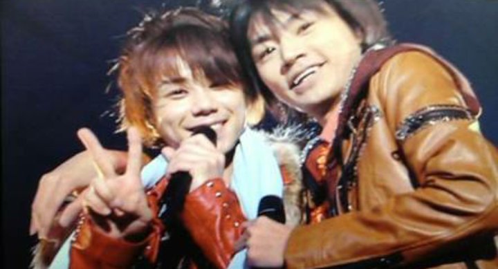 85husiqk's tweet photo. 横尾さ～ん！！お誕生日おめでとーう！！
30歳にようこそ～！！
横尾さんもおじさんやな(σ*'3`)σ
これからも大人な付き合いしような！

北 山宏 光さんより https://t.co/yqZqMWtzKU