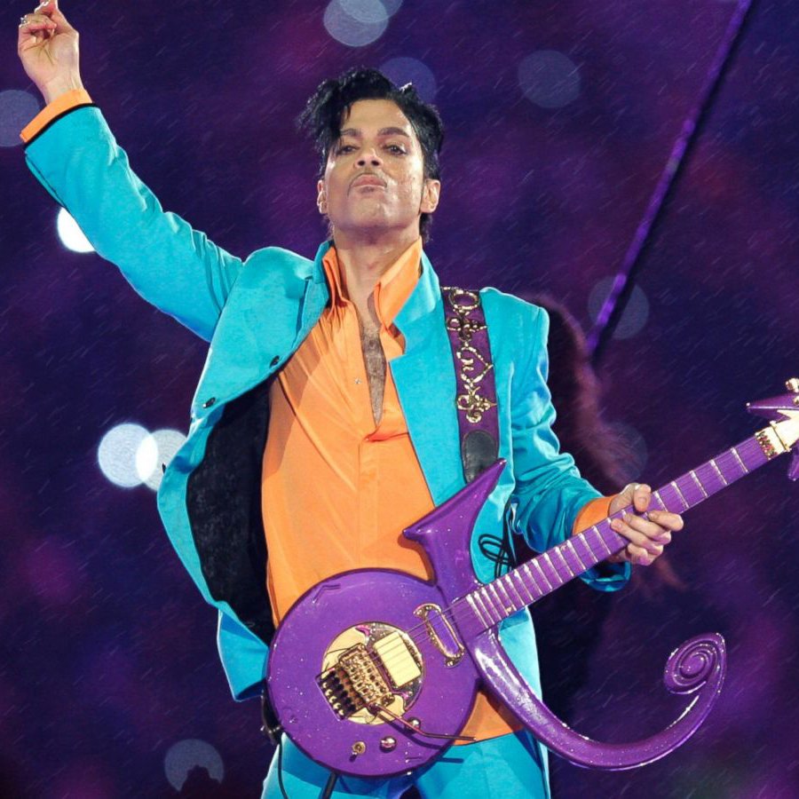 GMA's tweet photo. Prince released his song 'Raspberry Beret' on this day 31 years ago. #RIPPrince https://t.co/JzSc2ASzR0
