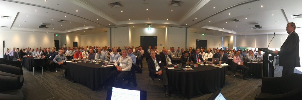 nina_masson's tweet image. RT ATMOEvents: full house for #ATMOAus 2016! shecco #goNatRefs #Melbourne #HVACR … )
