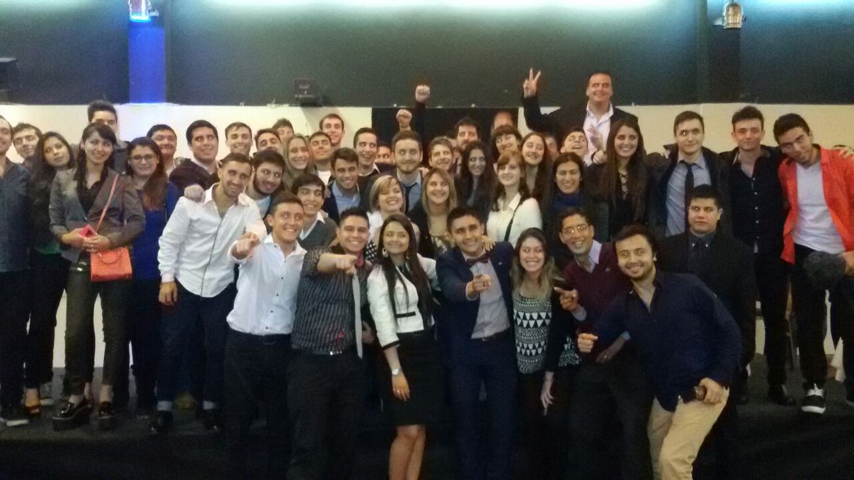 KassNadia's tweet photo. Construyendo algo grande... creciendo en lo personal, ayudando a otras personas y haciendo amigos nuevos!! https://t.co/ynXDC3en8q