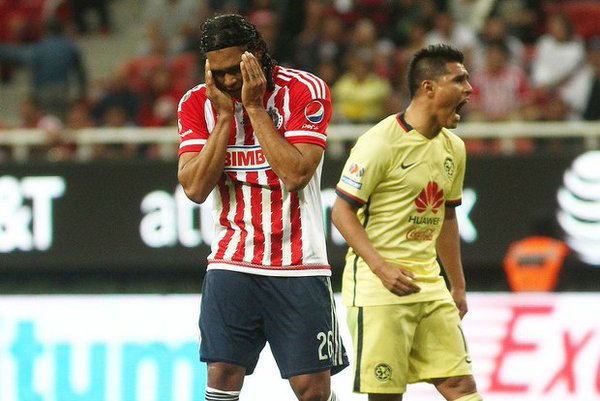 Harto_Chivas's tweet photo. venga @G27Gullit con la cara en alto que tus nos hiciste ilusionar con tus goles hoy no fue tu dia pero aqui estamos https://t.co/CDj57Ekl3W