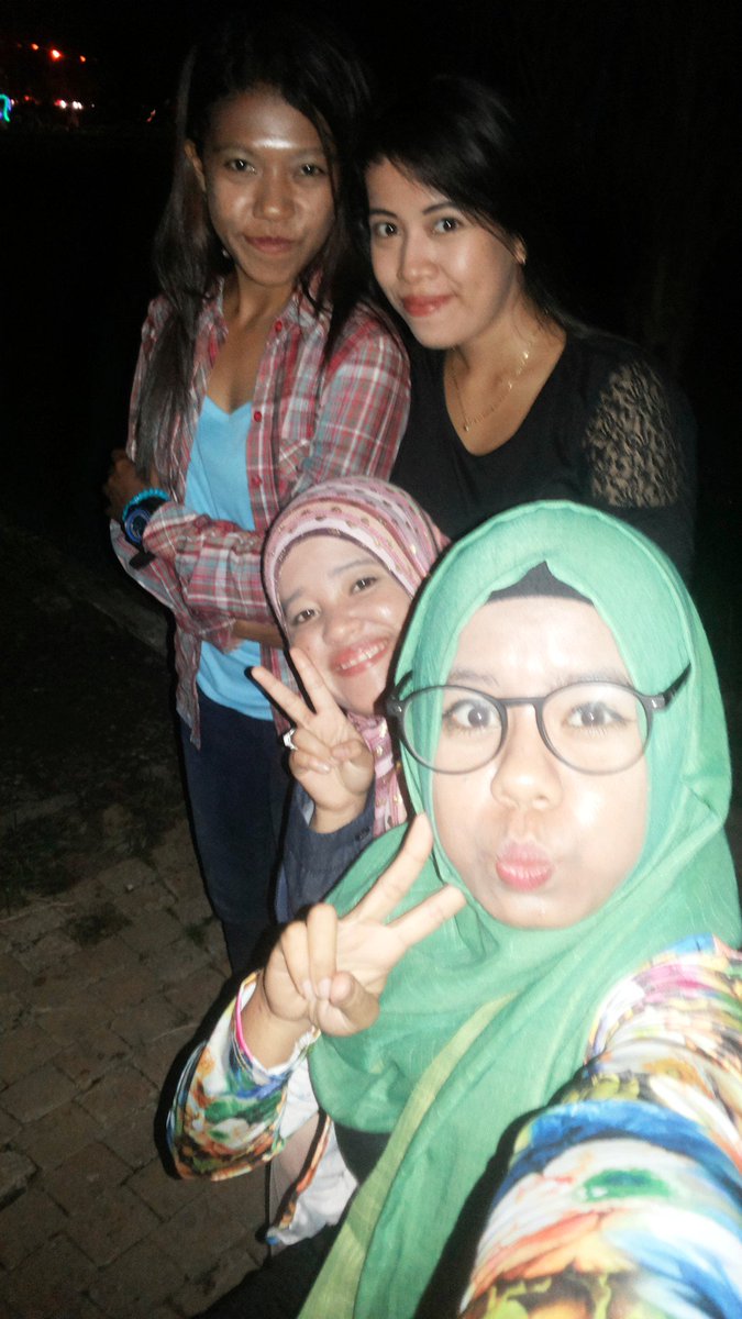 kikyo_kolly's tweet photo. #D'pc
Keceriaan & kebersamaan sllu
Wanita2 yg memiliki kualitas/moto yg tinggi dalam meraih KESUKSESAN.
#fdrz https://t.co/Gn1Lzh8d4l