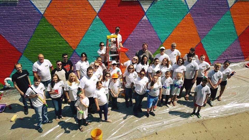 NancytheCFM's tweet photo. Painting the town... Argyle? Getting things done for Minot! #MSAM @CitiesOfService @AmeriCorpsVISTA #relilience https://t.co/9M6qYf1zmd