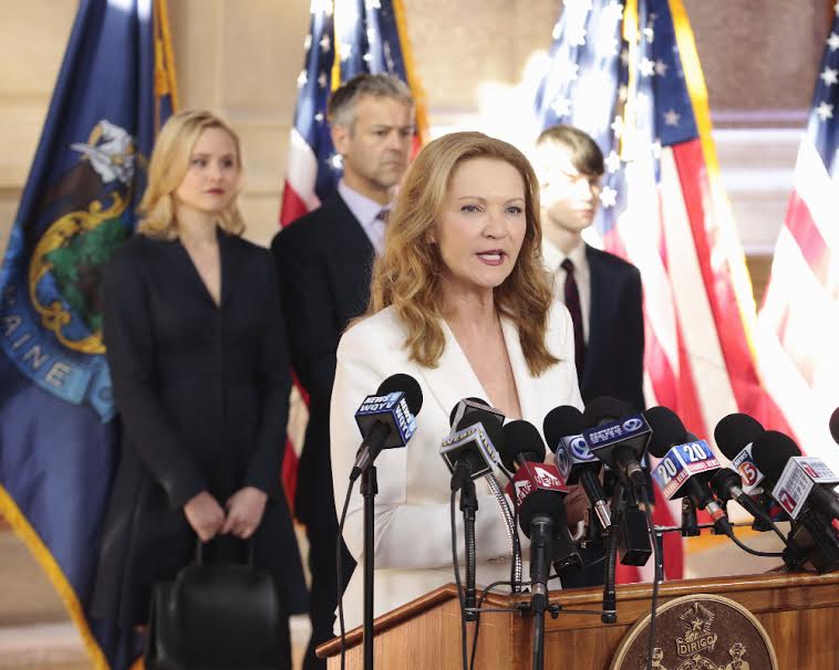 #TheFamily: Find Out What WOULD'VE Happened in Season 2 tvline.com/2016/05/15/the… …