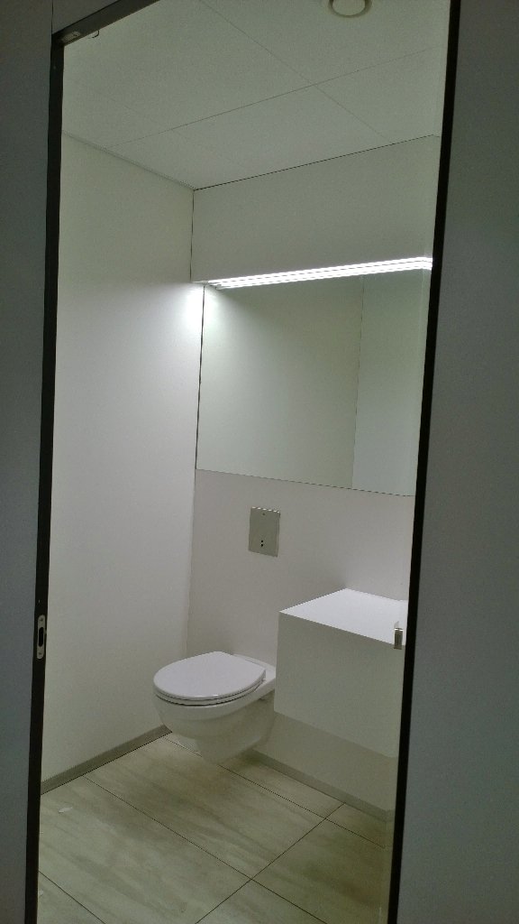 Rattify's tweet photo. AW HECK YEAH THIS IS HOW YOU DO A BATHROOM STALL #MIceland https://t.co/Euof6mCKms