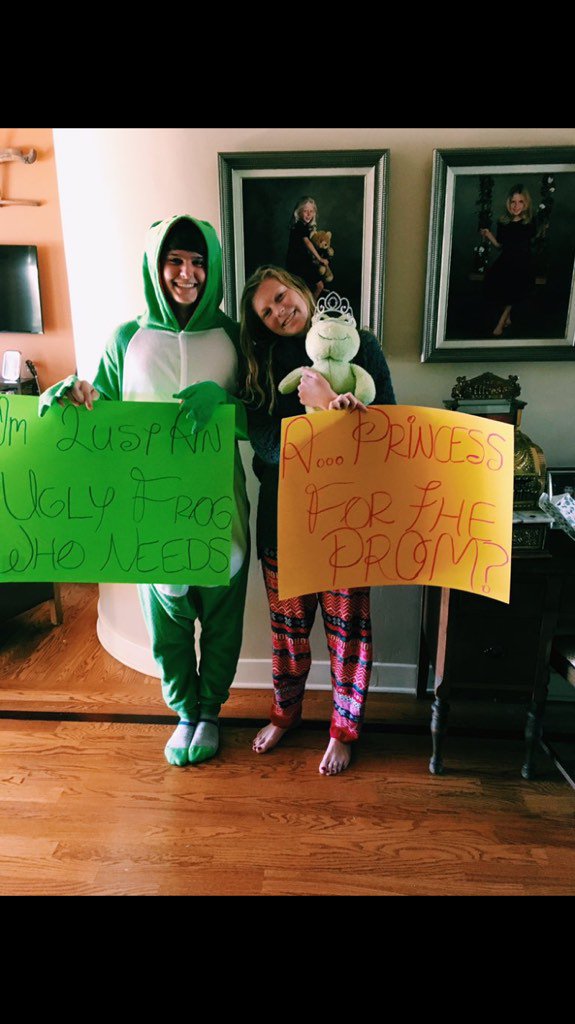 LCC Promposals tweet media