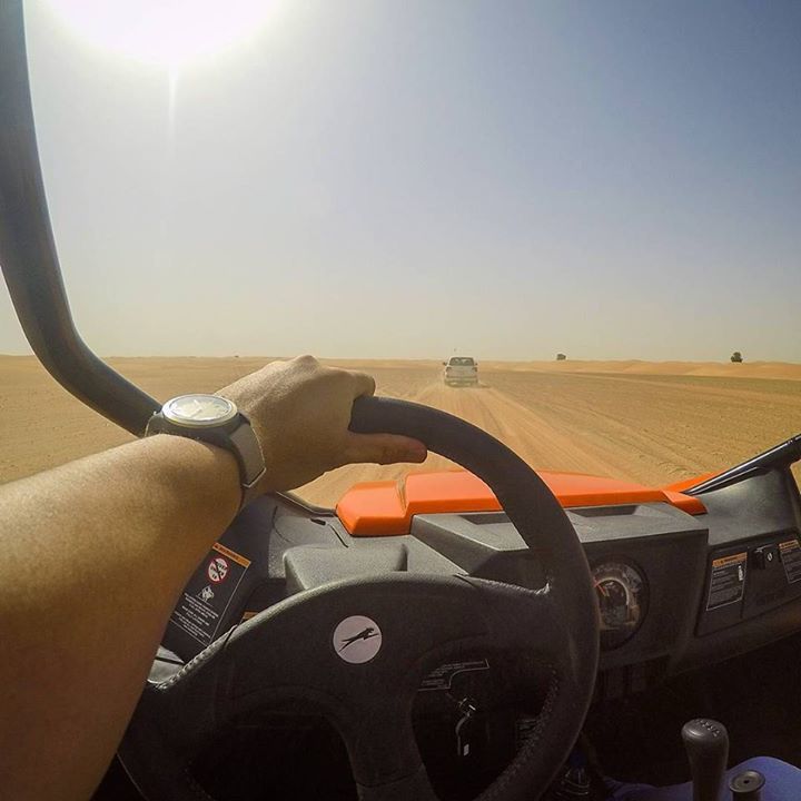 DubaiTravelBlog's tweet photo. The sun wasn't so bad as we arrived in #alfaqa desert early. Driving a buggy by #deltaadventures https://t.co/TF7BWupUtw