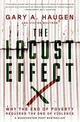 ijmaus's tweet photo. I spy #TheLocustEffect in paperback: https://t.co/1IRgoVLVLK https://t.co/mRYHsqGYpQ