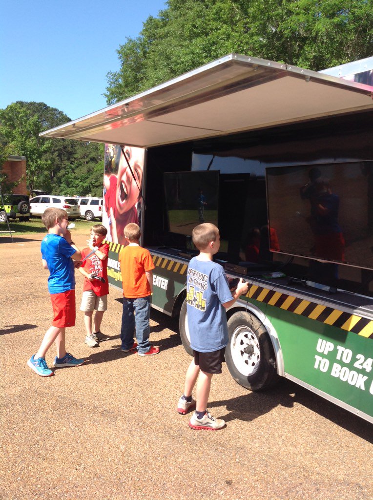 KMEChampions's tweet photo. Rolling video game truck was a hit! https://t.co/XKFQ6QF44c