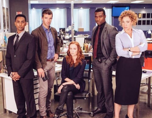 bestofalexk's tweet image. Alex amongst her co-stars for the upcoming CBC show #ShootTM!