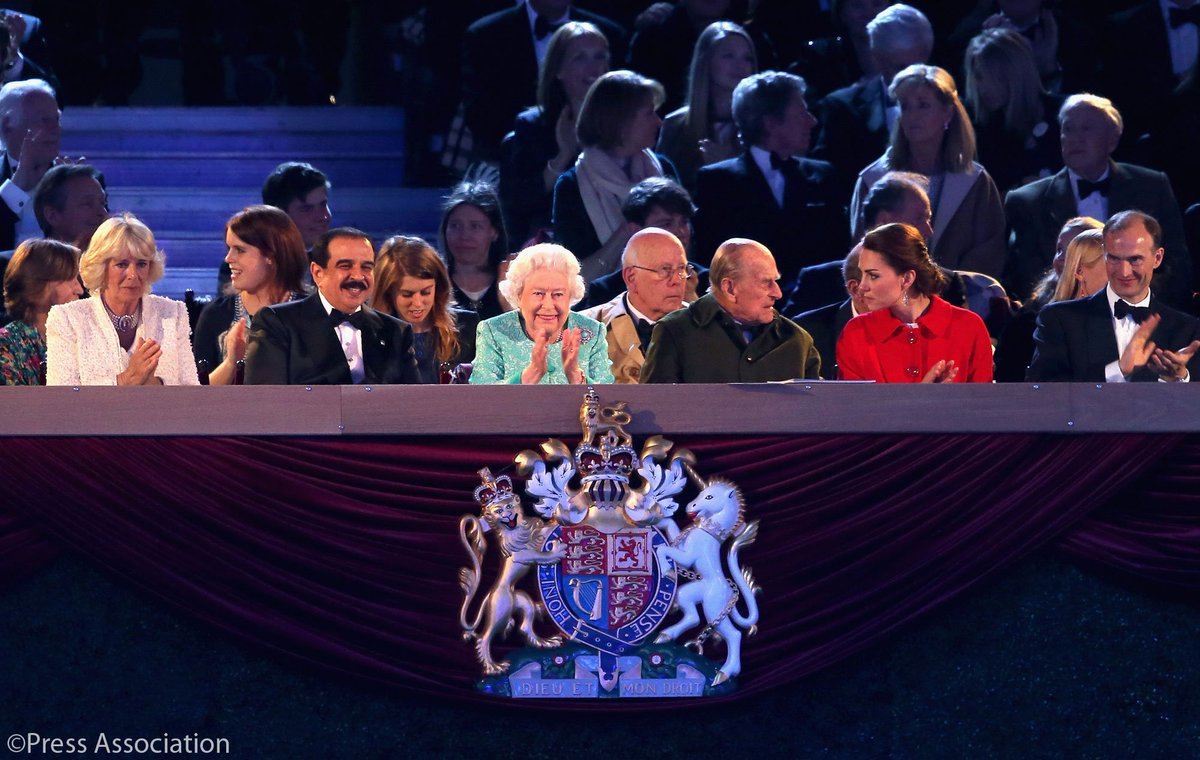 RoyalFamily's tweet photo. What a spectacular evening celebrating The #Queenat90 at Windsor Castle last night! https://t.co/DQSucU4ZDs