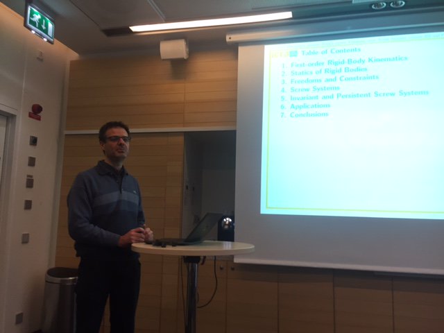 sbriot_bzh's tweet image. We continue with a presentation on screw theory with Marco CARRICATO #ICRA2016 #ParallelRobots