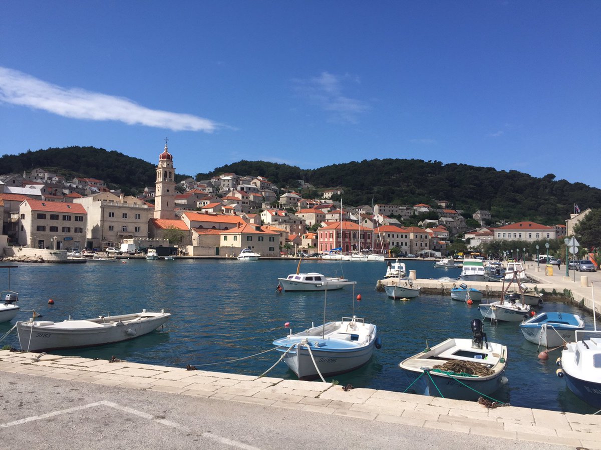InsightBradA's tweet image. #Pučišća #Brač #Dalmatia #Hrvatska #Croatia #InsightMoments #Come2Europe #ImperialCapitals&amp;amp;DalmatianRiviera