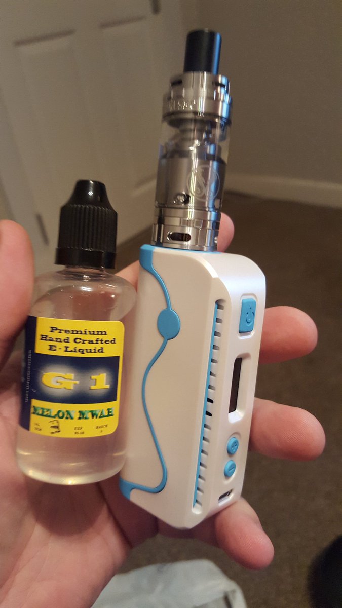 vapedontsmoke82's tweet photo. Review of The Voidray by ENCOM 60 watt TC box mod. #vapedontsmoke #voidray https://t.co/DxSWipwGGO
