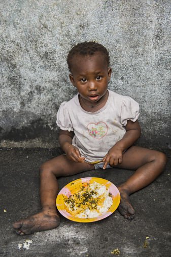WFP's tweet photo. #Fact: Better #nutrition in pregnancy would prevent over 800,000 infant deaths --> https://t.co/gB8EWs67p5 https://t.co/usZ8lhLxYq