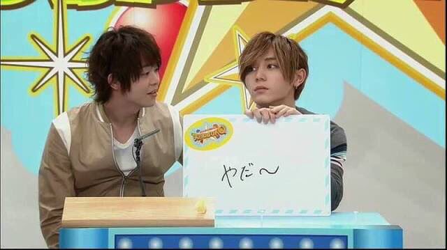 JUMP_7924's tweet photo. 有岡『は？なぁ山田、お前そんなこと言っていいの？俺一応先輩だぞ？ん？色々俺にしてもらったろ？あ？』

山田『（や、やべぇ……）』 https://t.co/mpnuGjC9XC