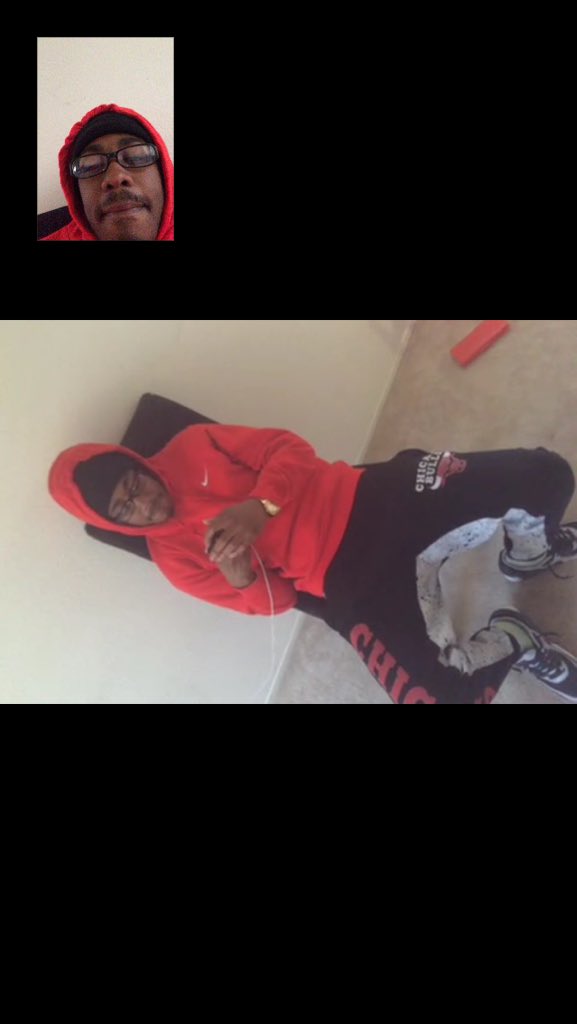 Im_DreDay's tweet photo. "When You Get So High And You FaceTime Yourself" ๐ญ๐ญ๐ญ #Like #Retweet if uu want ? #GreedyDuce https://t.co/6YW43qJNLi