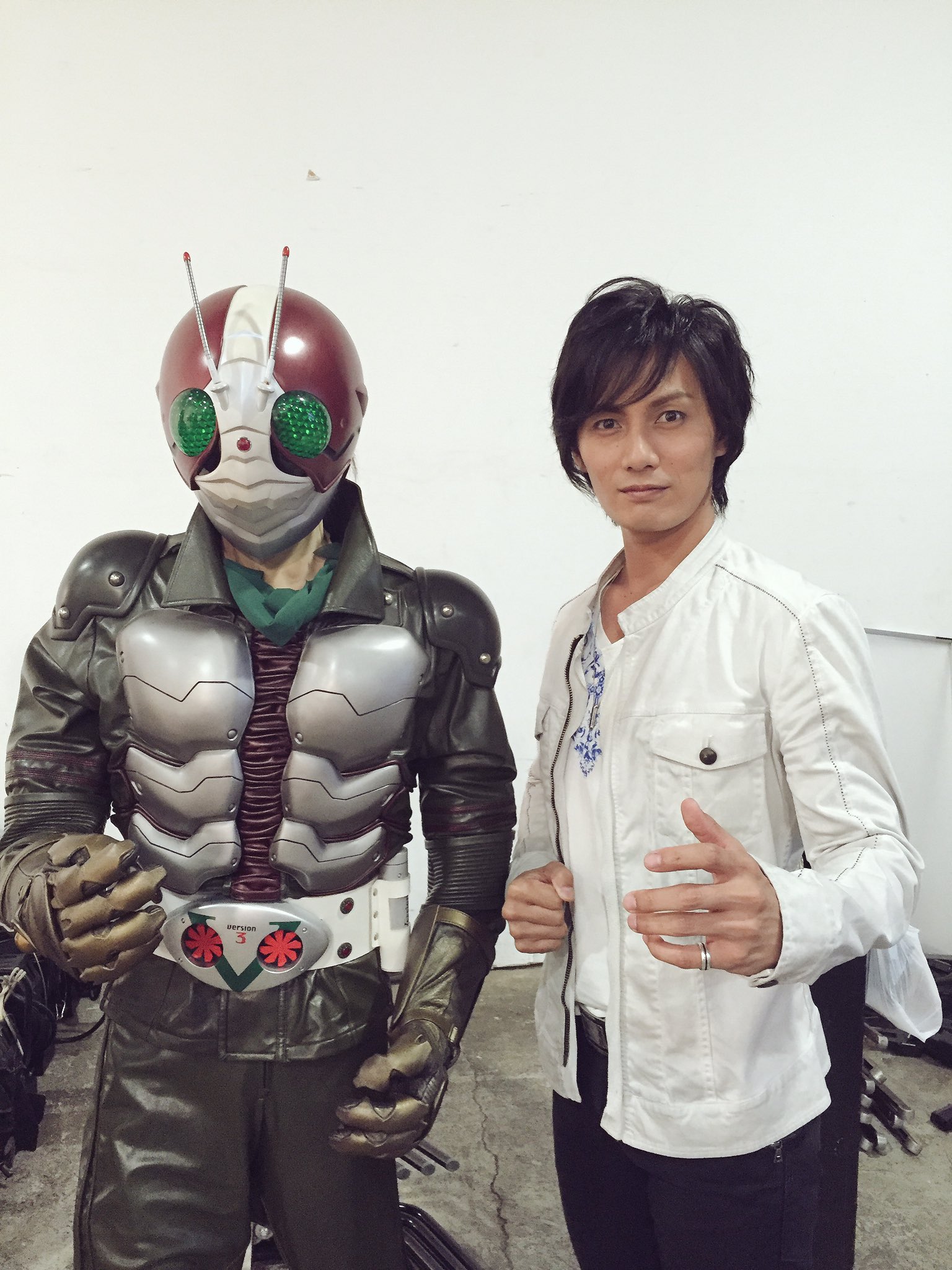 加藤和樹 仮面ライダーthe First The Next Blu Ray Box特典映像の座談会と囲み取材をしてきました 久々に黄川田さん 八誠さん 田崎監督 横山さんと 皆さん変わらずで同窓会のようでした 続編やりたい T Co 7s6eskwdc2 Twitter
