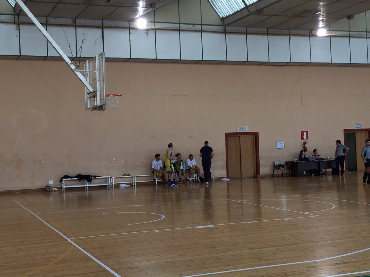CbOnzonillaServ's tweet photo. Fotos del partido de ayer ante Carrizo https://t.co/e5wmI9YWjK