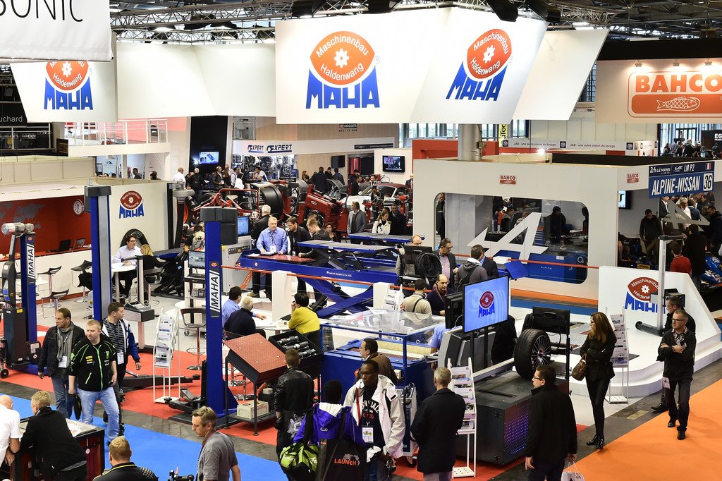 EQUIP_AUTO's tweet image. [Daily pic]  Salon / Show #EQUIPAUTO2015 buff.ly/1PUhQLl