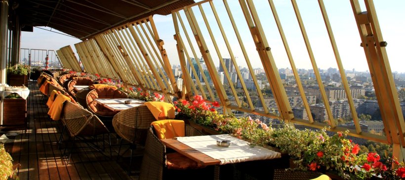 Capsula, ресторан на крыше, новосибирск. Под небом ресторан. Отель введенский ресторан невесомость. Отель введенский ресторан невесомость. Dinner in the sky ресторан dubai.