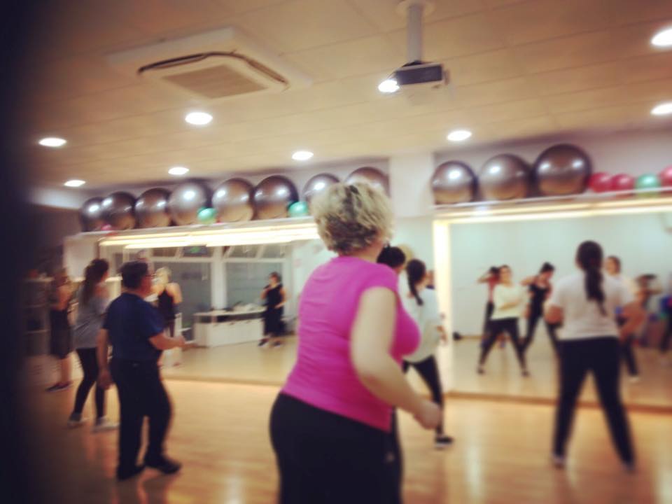 EvaDDB's tweet photo. Empezamos hoy #lunes cargados de energía y con ganas!!
#Zumba #PilatesSénior #YogaPeques #Yoga #Marbella #Evaddb https://t.co/q3bObOPnAU
