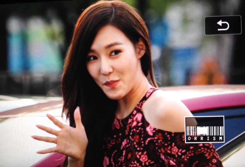 [PIC][16-05-2016]Tiffany tham dự "SBS Love FM Song Euni & Kim Sook Sister" vào chiều nay CikhGYTUYAAZs78