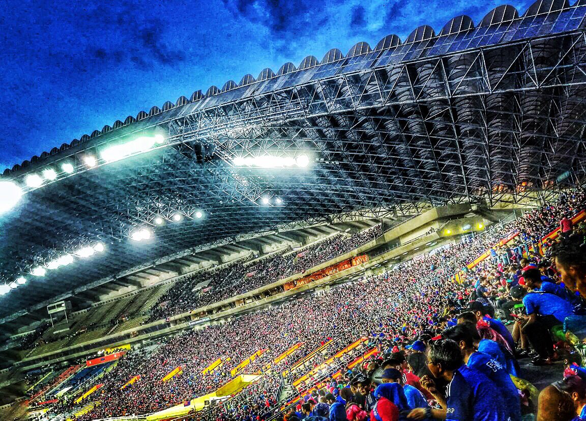 10exan01's tweet photo. trobek π
#FinalPialaFA2016
#WeAretheChampions
#Luaskankuasamu
#JDT https://t.co/3ktkHDfAKa