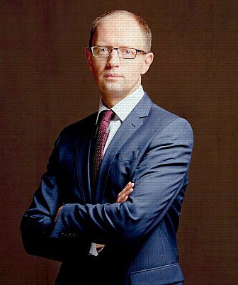 Россия и Украина: нам хотят подложить Яценюка.  politikus.ru/events/76463-r…