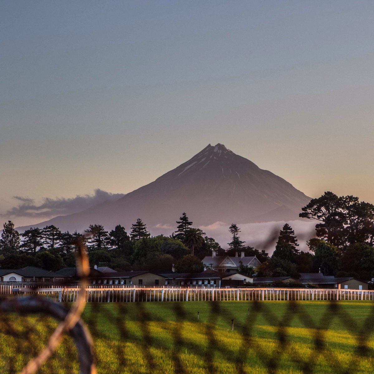 SteveMitchell88's tweet photo. The day before the climb! Need to conquer another mountain again soon. #Taranaki #NewZealand #2518m #photography https://t.co/f62al1UAqS
