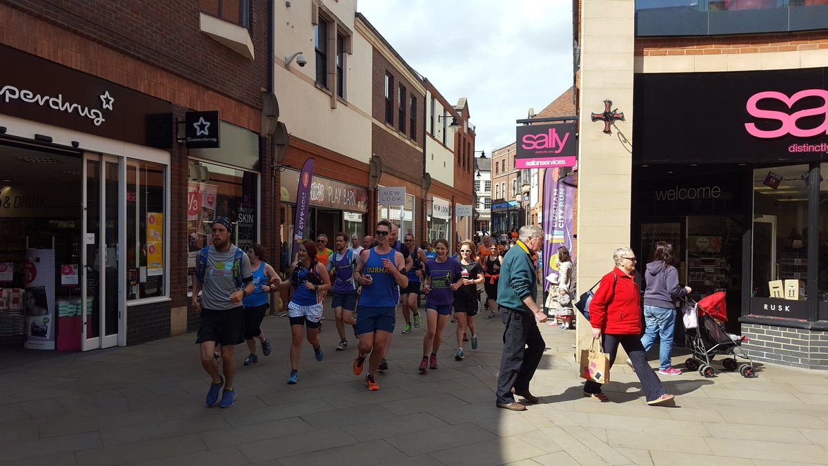 chrisjlines's tweet photo. Great support for birthday boy Ben Smith as he brings @the401challenge to Durham. #RunDurham https://t.co/GK89mG1AYo