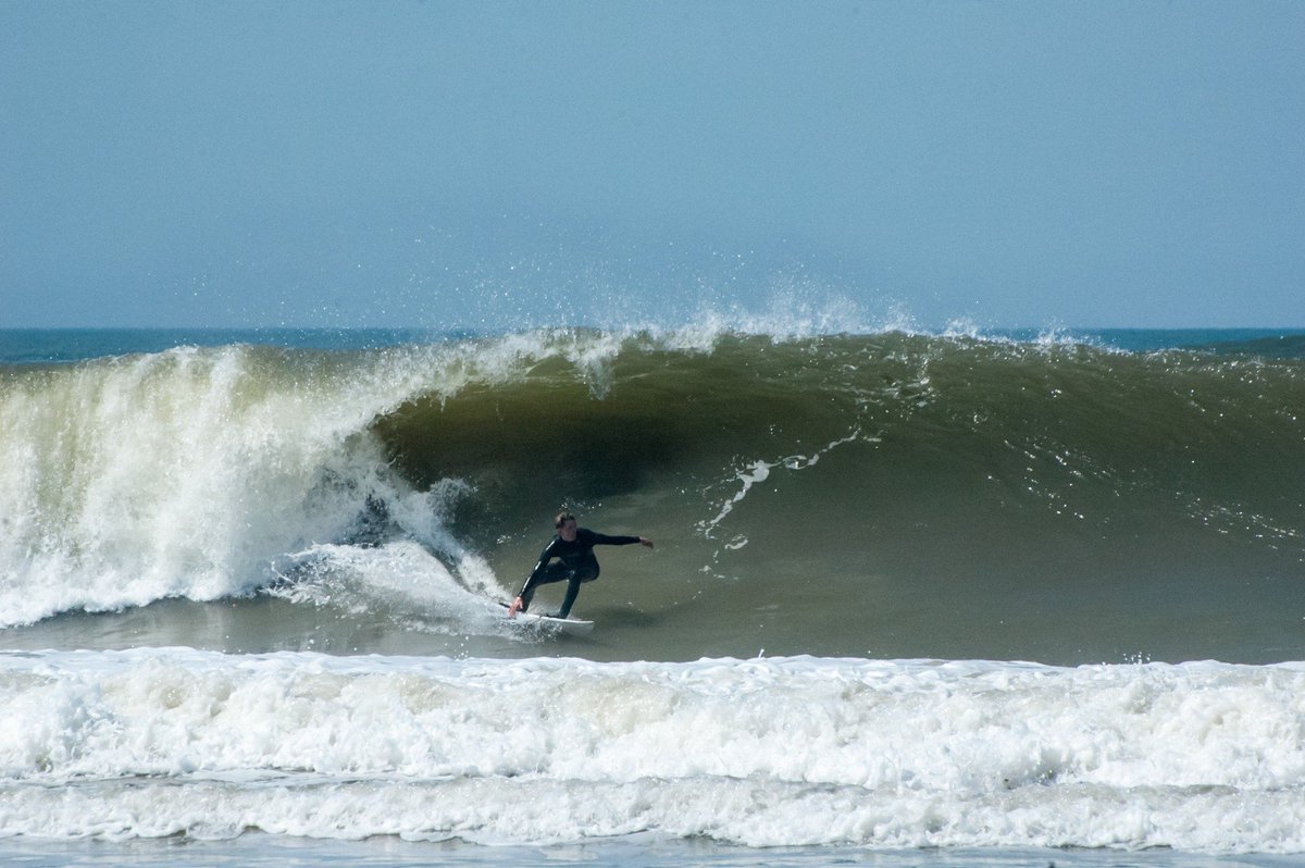 DevonCC's tweet image. #whendidyoulast ride a Devon wave? Some of the UK's best surf right on your doorstep. #naturallyhealthy @activedevon