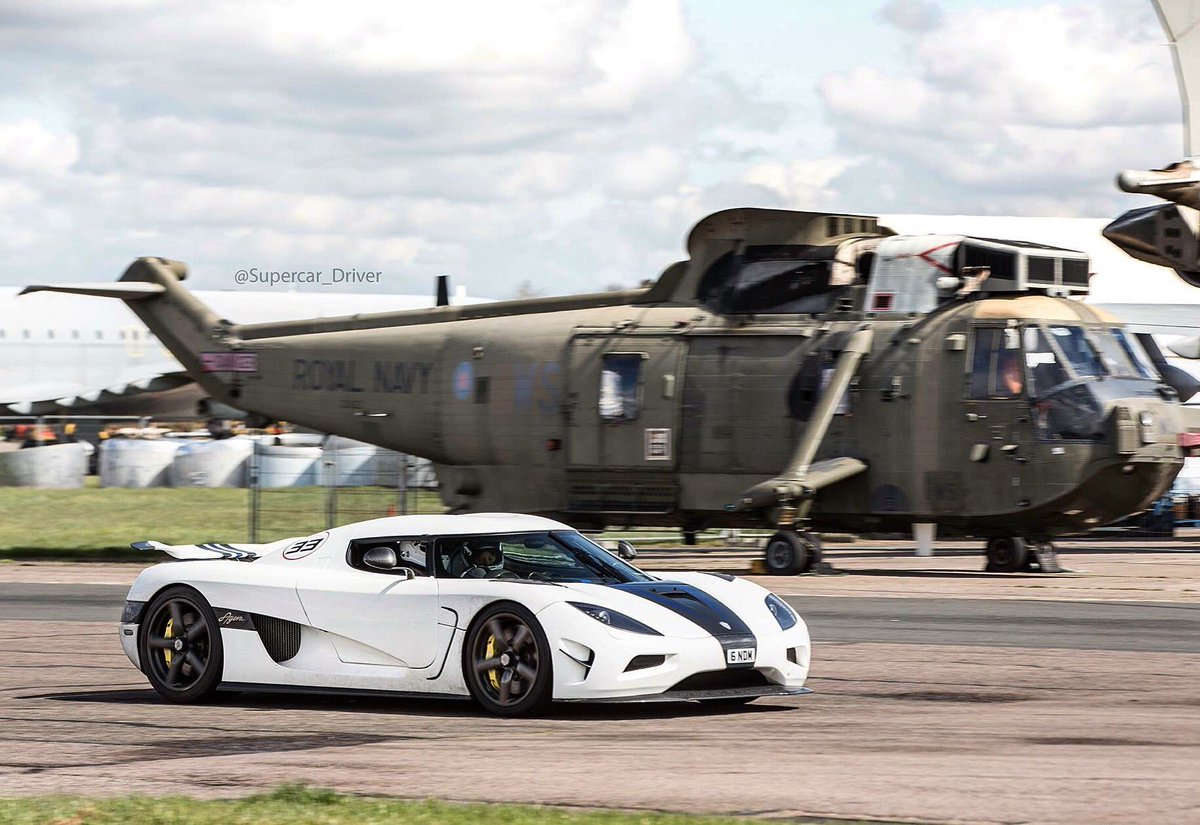 aSUPERCARDRIVER's tweet image. Agera N #supercardriver #vmax200