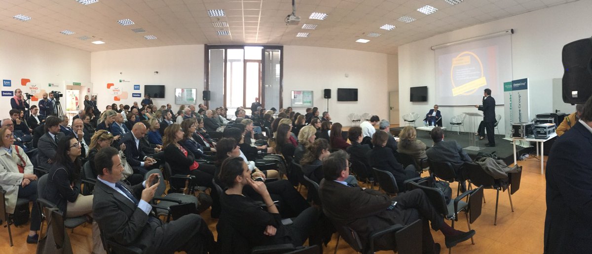 romolog's tweet photo. Dal piena per l'evento @TeamWikiroma con @bobogiacsindaco @GliubichLaStefy @apreiti https://t.co/DehiSbcoMJ