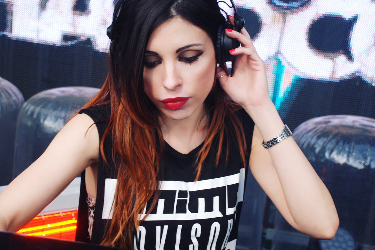 Dj_AniMe's tweet image. At Harmony of Hardcore 😊🔊