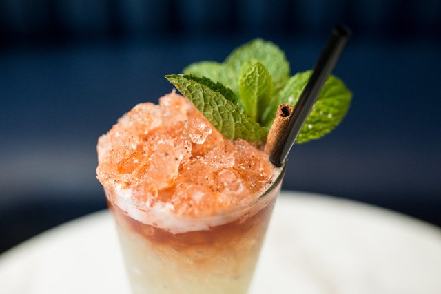 First Look at <a href="/AMER_atlanta/">AMER</a>: ow.ly/zkJB300fheR The new Inman Park cocktail bar offers plenty to sip on