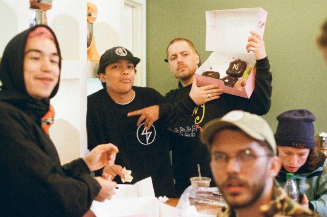 Kickflip Over Your Boss’ Desk To The New Angel Du$t LP therunout.com/2016/05/16/ang…