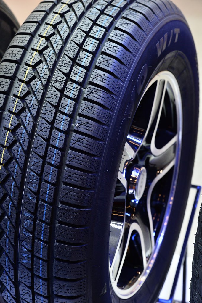 EQUIP_AUTO's tweet image. [Daily pic]  Pneumatiques / Tyres #EQUIPAUTO2015 buff.ly/1K0rY9a