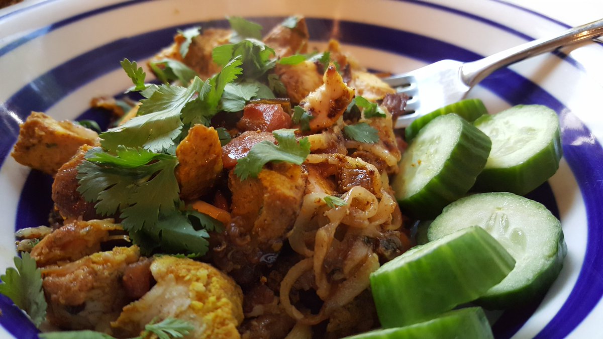 primalkitchen's tweet photo. #Breffast #Zoodles https://t.co/XKWV8ft1KI