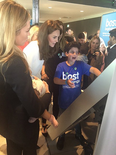 Giant iTab tweet media